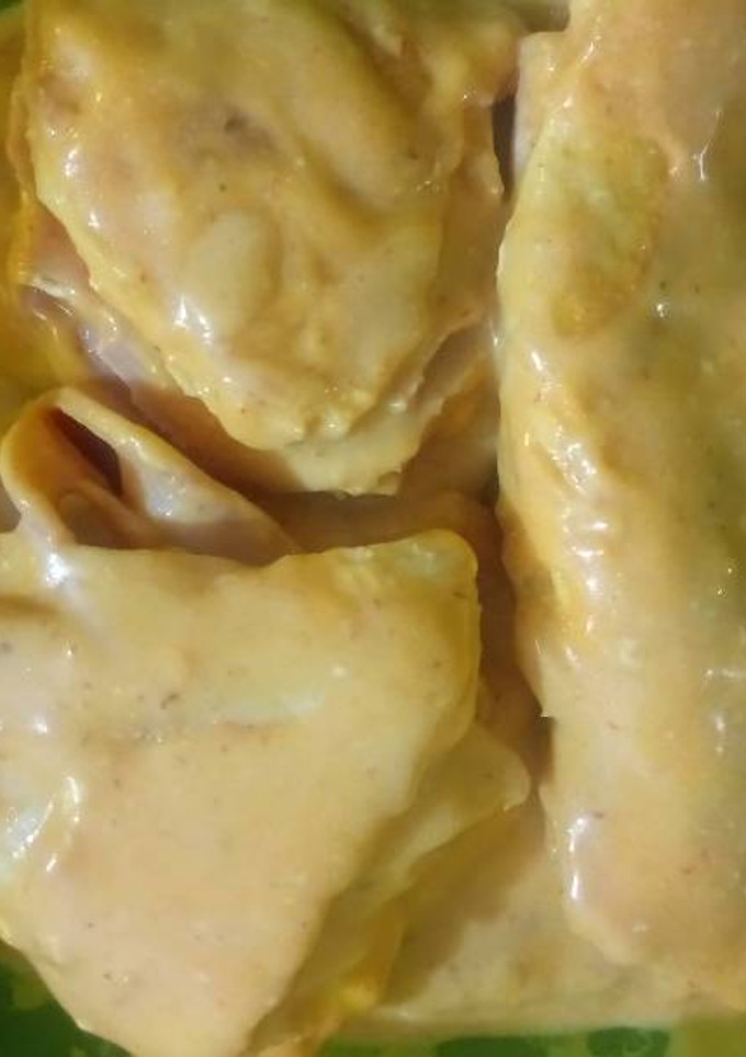 Una foto de Pechugas rellenas en crema con chipotle
