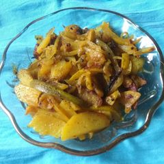 A picture of Parwal aloo ki sabji.