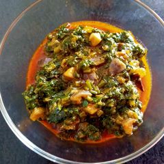 A picture of Spinach and Brinjal Subzi.