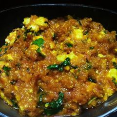 A picture of Shahi paneer.