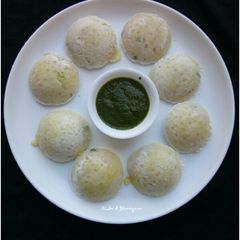 A picture of Samak rice sago idli.