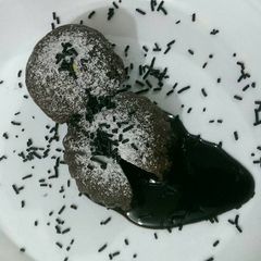 A picture of Choco lava cake.