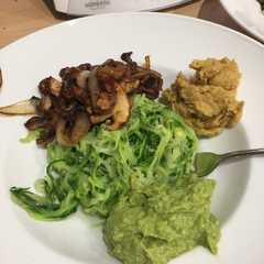 Una foto de Spaguettis de calabacín