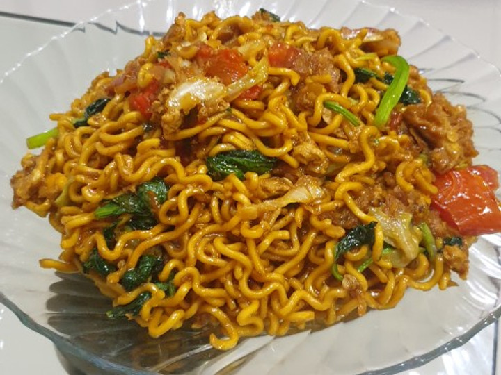 Bagaimana Menyiapkan Mie goreng jawa sederhana yang Menggugah Selera