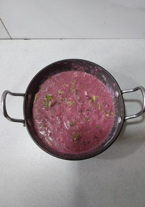 A picture of Beet Tzatiziki.