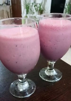 عکسی از دستور میلک شیک آلبالو