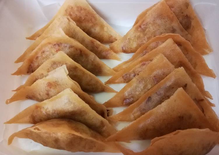 Langkah Mudah untuk Menyiapkan Chicken Curry Samosa yang Lezat Sekali