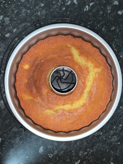 Una foto de Bizcocho lemon curd