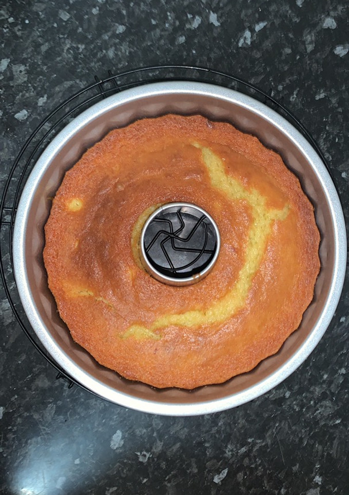 Una foto de Bizcocho lemon curd