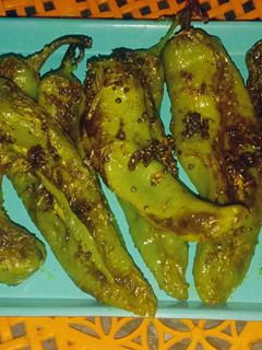 मसाला मिर्ची (Masala mirchi recipe in hindi) रेसिपी मुख्य फोटो