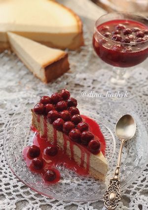 Фото «Творожный чизкейк с песочным тестом и вишней в стропе»🍒.