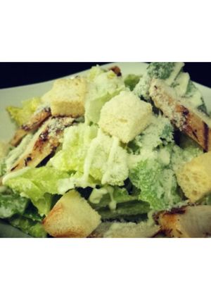 صورة لوصفة سلطة سيزر دجاج 🥗