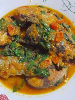 Foto resep Tongkol bumbu kuning