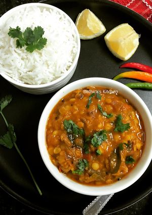 A picture of Spring Onion Dal.