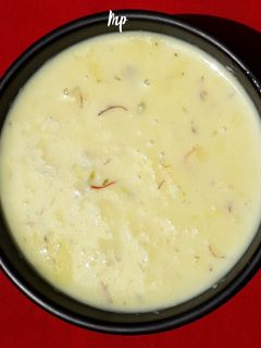 रबड़ी (Rabri recipe in Hindi) रेसिपी मुख्य फोटो