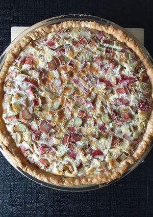 A picture of Rhubarb Tart.