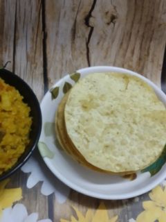 वेजिटेबल खिचड़ी(Vegetable khichdi recipe in hindi) रेसिपी मुख्य फोटो
