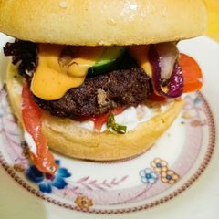 A picture of Beef Burger.