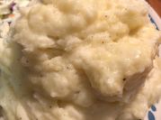 A picture of garlic mashed potatoes
