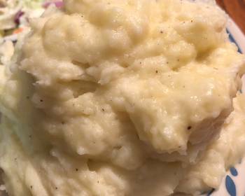 Without Fail Serving Recipe Easy Garlic Mashed potatoes Delicious Simple