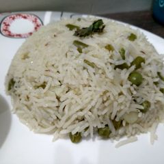 A picture of White pulao.