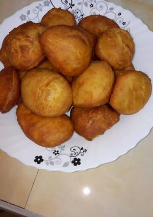 A picture of Home made Mandazi.