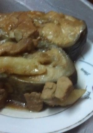 Hình của món Cá lăng kho nước dừa.