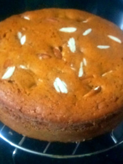 प्लम केक (plum cake recipe in Hindi) रेसिपी मुख्य फोटो