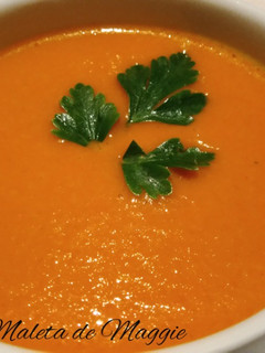 Una foto de Crema de pimiento con zanahorias
