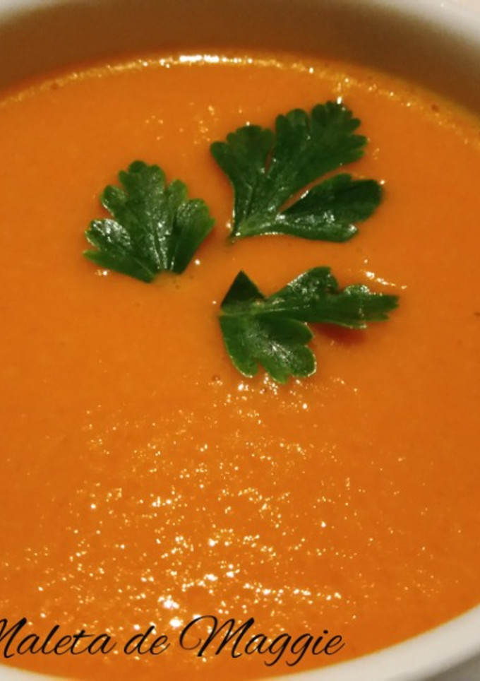 Una foto de Crema de pimiento con zanahorias