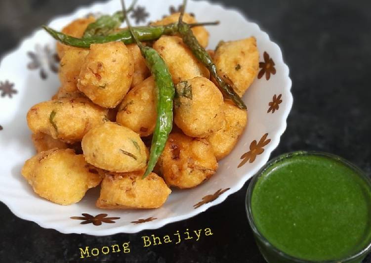 Moong dal Bhajiya