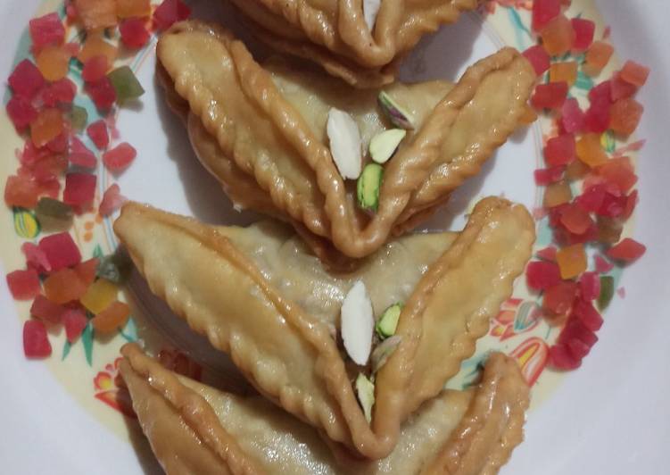 Steps to Prepare Speedy Shahi Mava gujiya