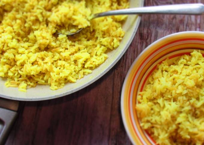 Вкусный гарнир к рыбе — рис с медом и имбирем