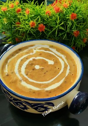 रेस्टोरेंट स्टाइल दाल मखनी (Dal Makhani recipe in hindi) रेसिपी मुख्य फोटो