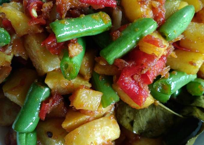 Resep Sambel goreng kentang buncis oleh Ugi - Cookpad