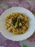 Pasta con asparagi e gamberetti