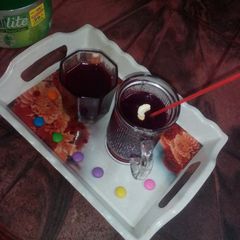 A picture of Black grapes juice.