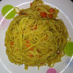 A picture of Fried spagetti.