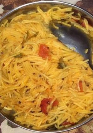 नमकीन सेवइयां (Namkeen seviyan recipe in hindi) रेसिपी मुख्य फोटो
