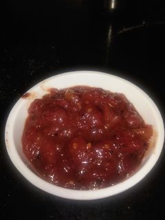 ચટણી(Tomato Chutney Recipe in Gujarati) રેસીપી મુખ્ય ફોટો