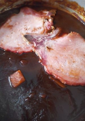 Una foto de Chuleta de cerdo en salsa de 3 chiles 🐽🌶🌶🌶