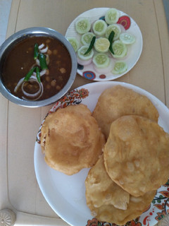 A picture of Chole bhature.