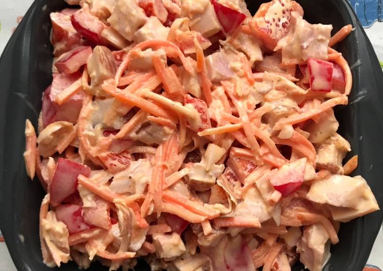 Салат из копчёной курицы корейской морковки и перца