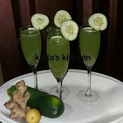 A picture of Cucumber drink with ginger and lemon.