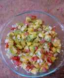 Ensalada de aguacate, tomate 🍅 y cebolla