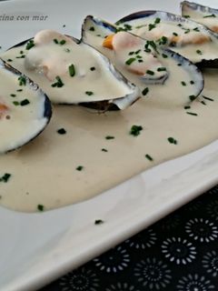 Una foto de Mejillones al cava