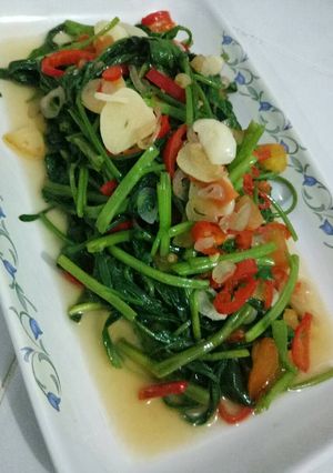 Foto resep Kangkung bumbu iris aja😊
