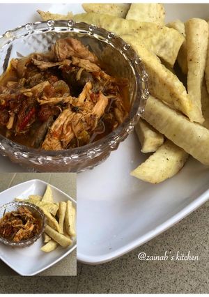 A picture of Fried yam & shredded chicken soup🍽.