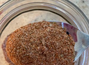 Una foto de Sazón de Cajun/ Cajun seasoning