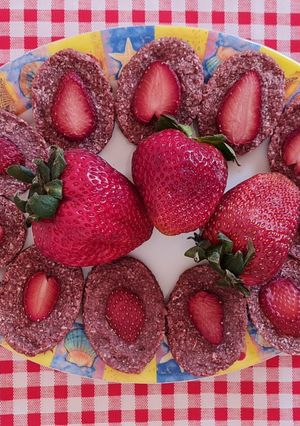 Una foto de Galletas de frutilla🍓 solo 3 ingredientes🍓 bajas en calorías